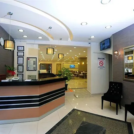 Helen Park ホテル 3*