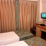Hotel Helen Park 3*